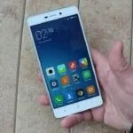Китайцы представили на рынке сверхживучий телефон за 7000 рублей
